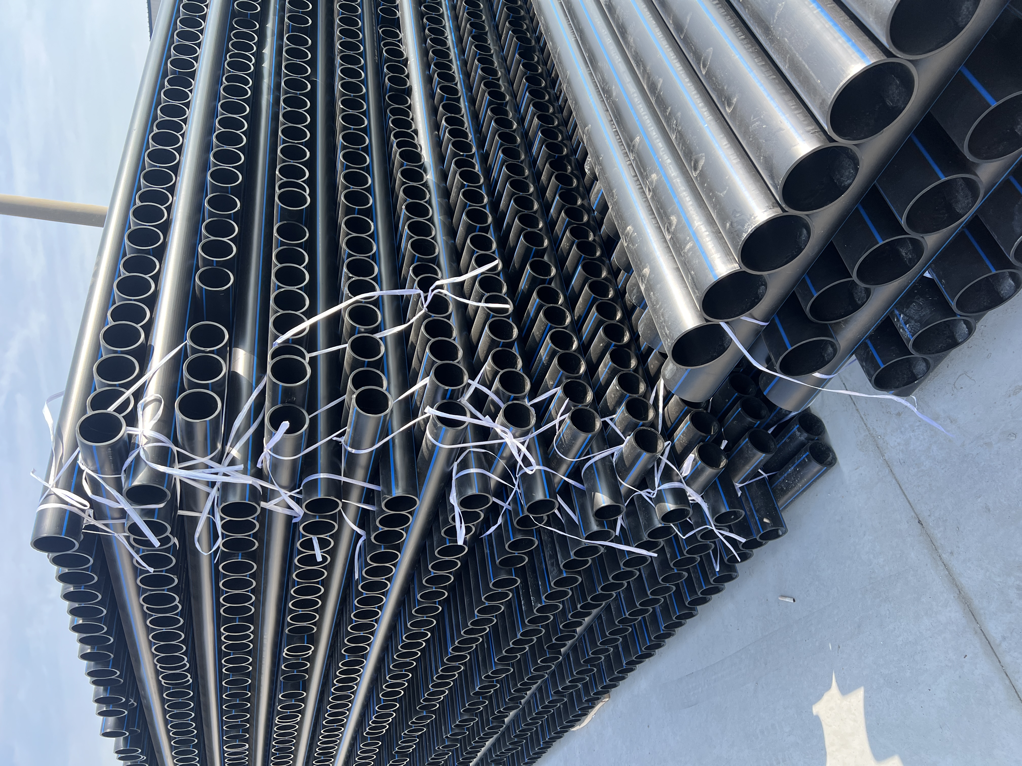 内蒙古PE管生产厂：26年本地厂家直销，PE给水管源头供货